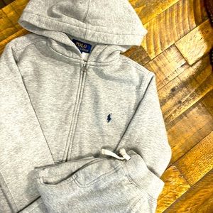 Grey sweat suit for kidsPolo Ralph Lauren